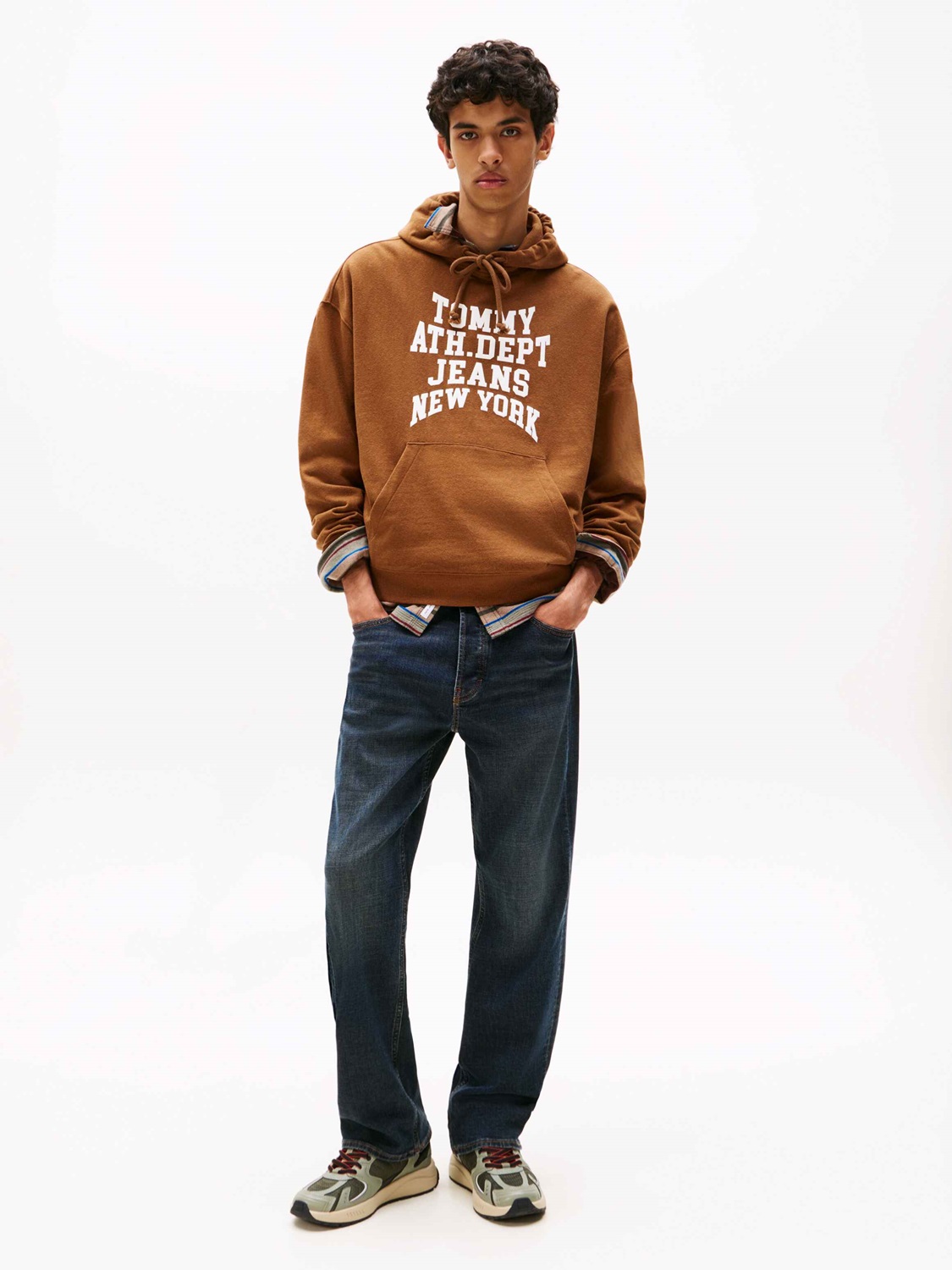 DM0DM22082_GVP_alternate2-lowres