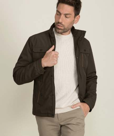 Cazadora Técnica Corta Versátil con Múltiples Bolsillos