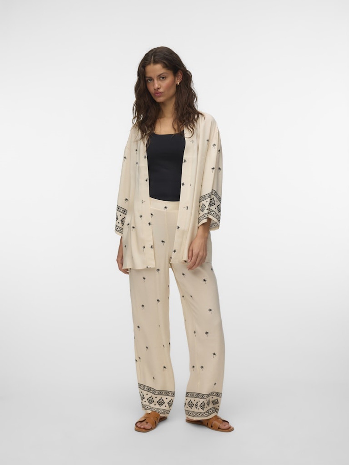 VERO-MODA_Springsummer_4985932_10345546 (1)