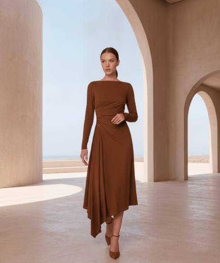 Vestido Midi Carla Ruiz con Falda Asimétrica